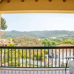 Moby Dick Colares Bed and Breakfast Σίντρα