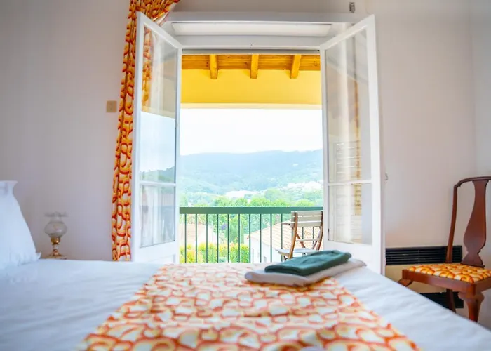 Nocleg ze śniadaniem Moby Dick Colares *